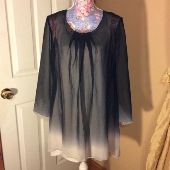 Tops - 3/$15 Cute long top